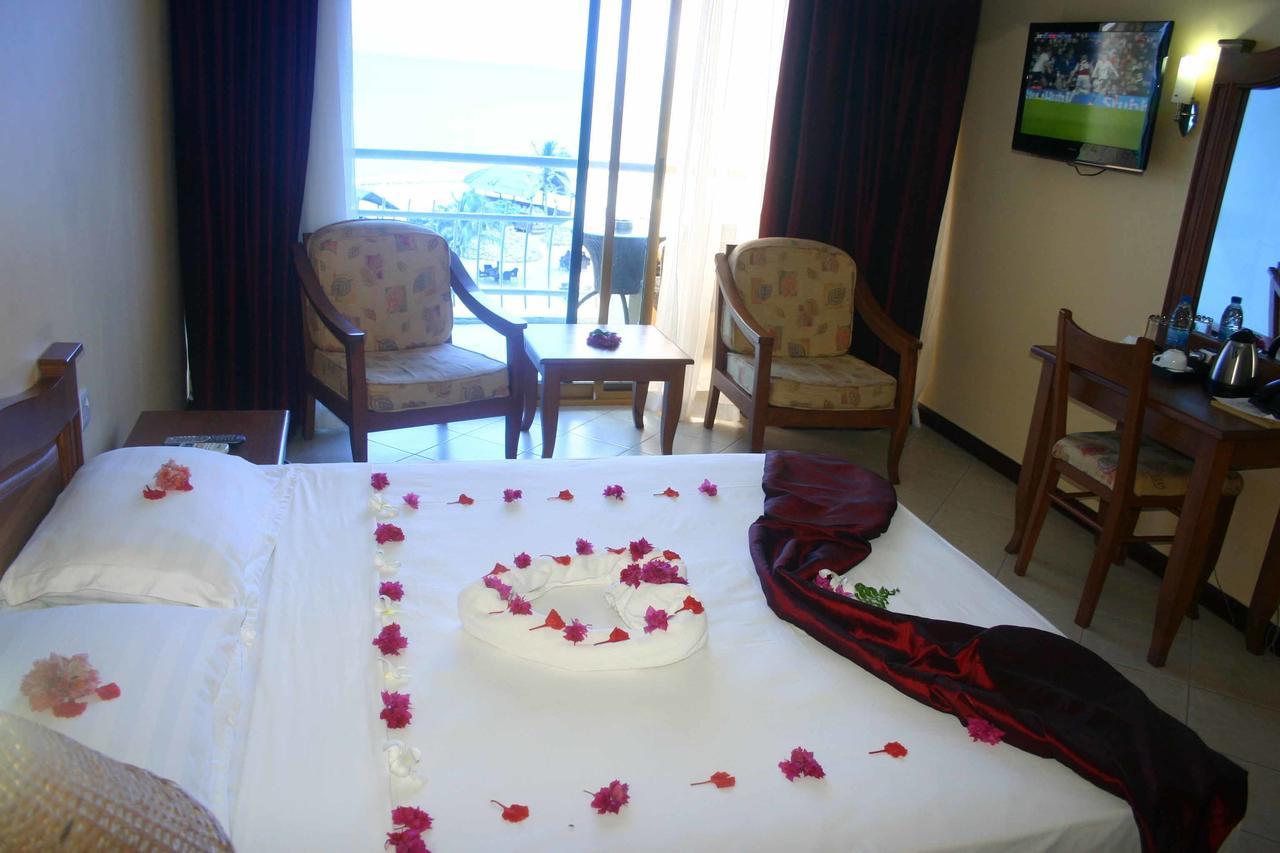 Giraffe Ocean View Hotel Daressalam Exterior foto